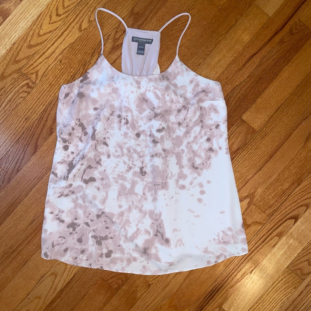 A Pea in the Pod White and Pink Sleeveless Camisole